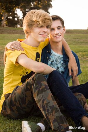 Trevor Harris and Jamie Ray 22