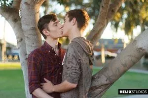 Close Encounters - Joey Mills and Garrett Graves